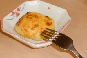 「食欲の秋」到来！ みんなで作った“りんご入りスイートポテト”（デイサービス）